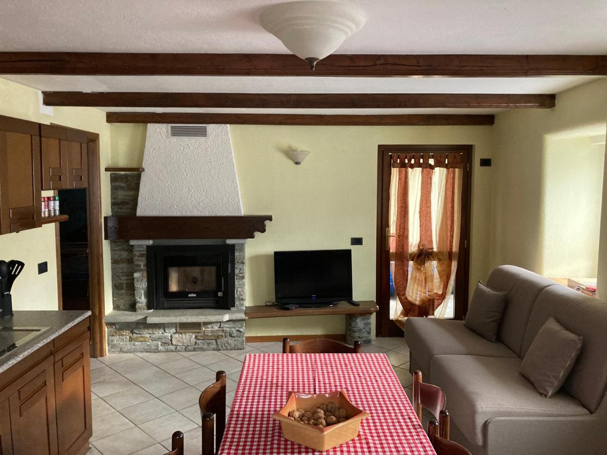 Lo Sondzo - Il Sogno Apartment Нус Екстериор снимка