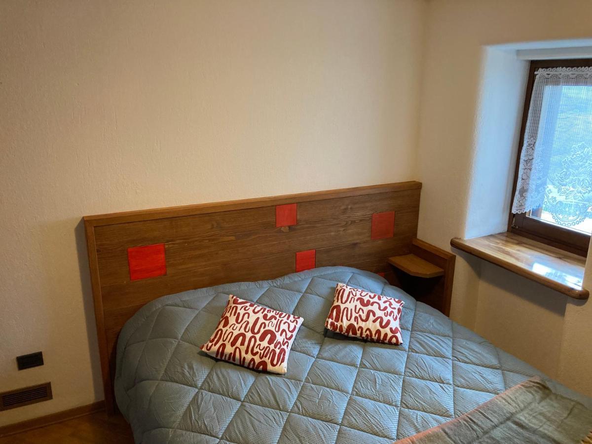 Lo Sondzo - Il Sogno Apartment Нус Екстериор снимка